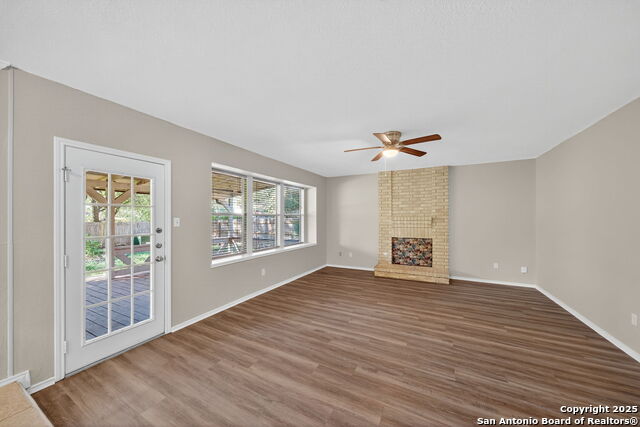 Image 6 of 37 For 7315 Sidbury Circle