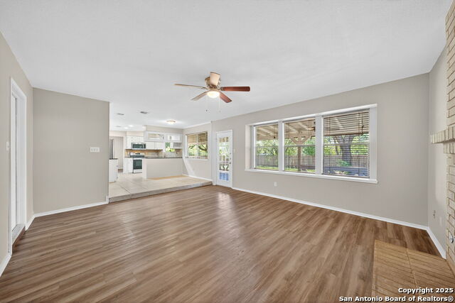 Image 9 of 37 For 7315 Sidbury Circle