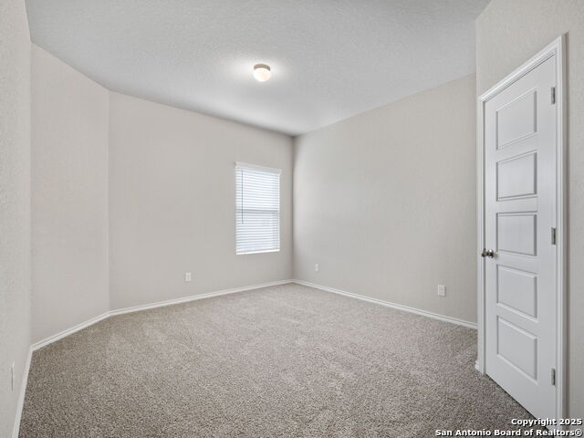 Image 20 of 26 For 10518 Green Rock