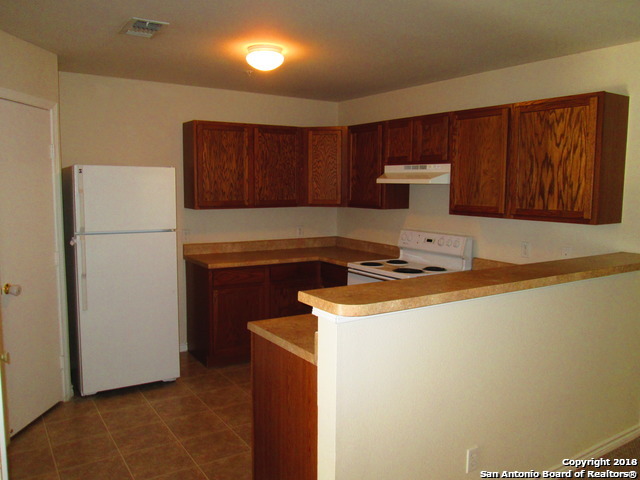 Image 5 of 10 For 10003 Vasso View 4