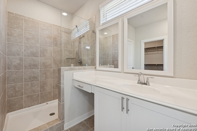 Image 17 of 32 For 14842 Maverick