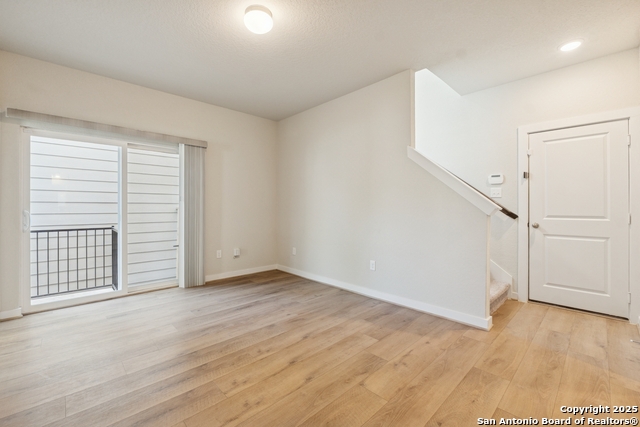 Image 23 of 32 For 14842 Maverick