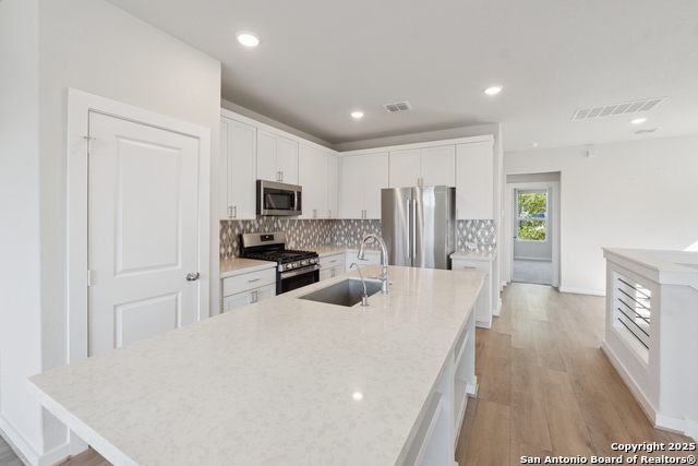 Image 6 of 32 For 14842 Maverick