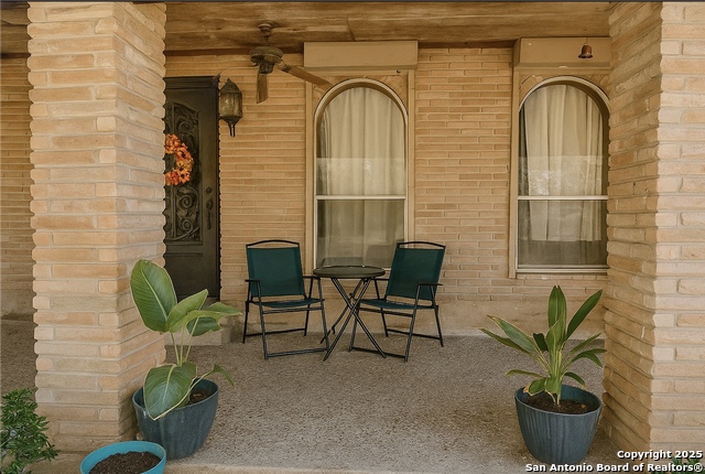 Image 2 of 13 For 362 Stephens Loop