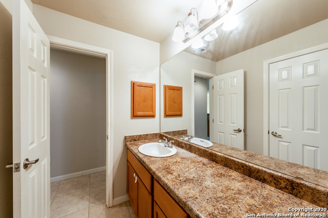 Image 13 of 17 For 7323 Snowden Rd 1201