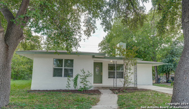 Image 3 of 33 For 2626 Mistletoe