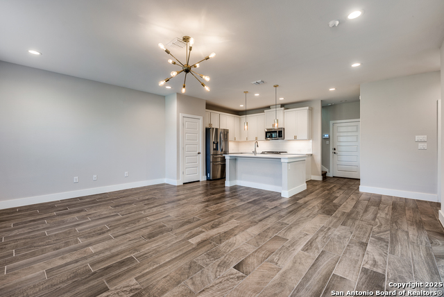 Image 4 of 25 For 1511 Sandalwood E Unit 14