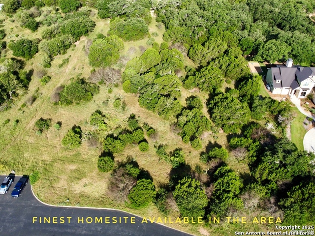 Listing photo id 9 for 23107 Angostura Blvd