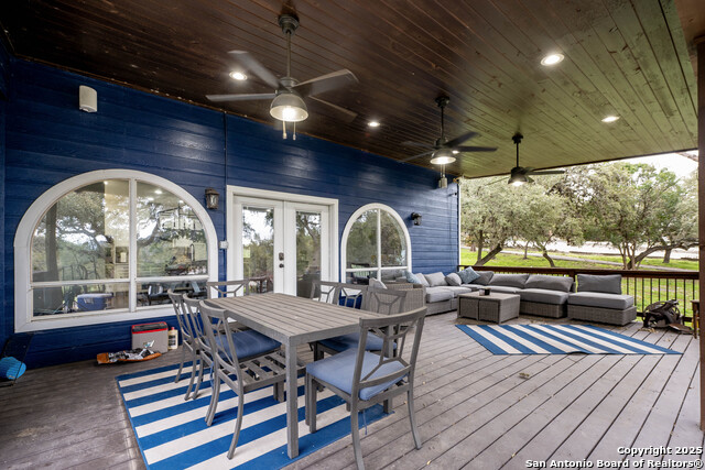 Image 21 of 24 For 835 Lookout