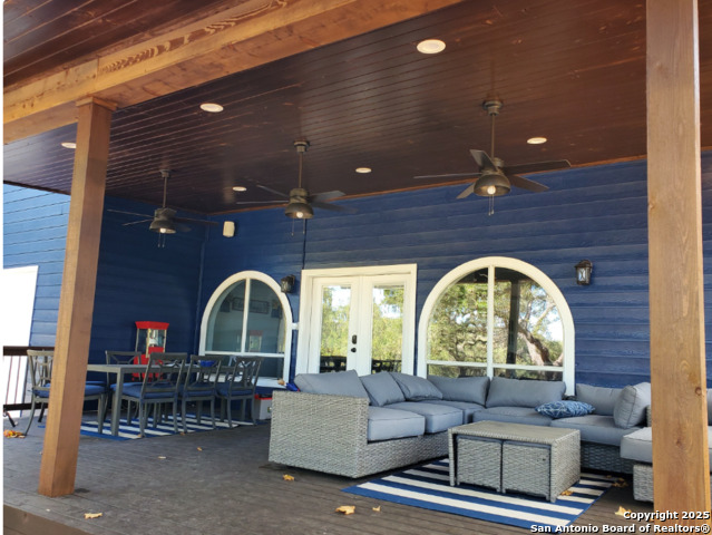 Image 3 of 24 For 835 Lookout