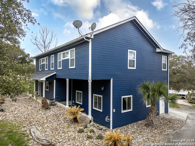 Image 5 of 24 For 835 Lookout