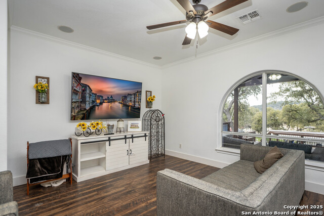 Image 6 of 24 For 835 Lookout