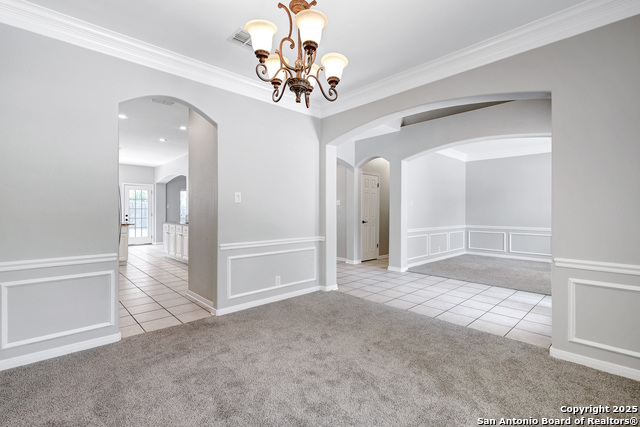 Image 5 of 37 For 19510 Battle Oak