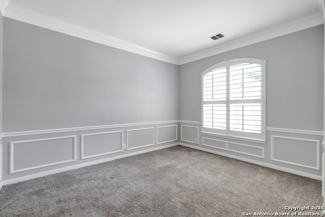 Image 6 of 37 For 19510 Battle Oak