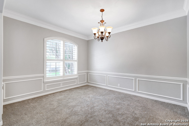 Image 7 of 37 For 19510 Battle Oak