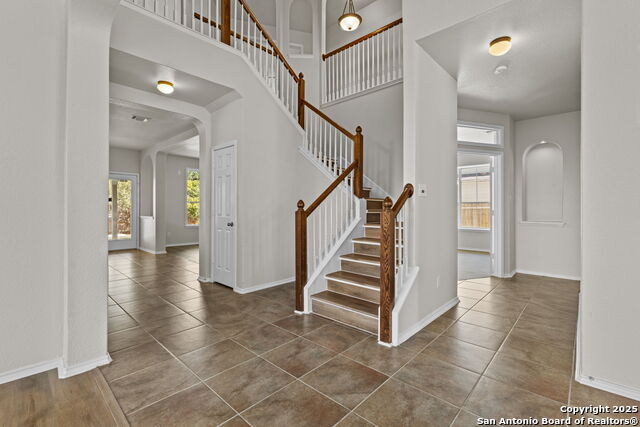 Image 6 of 40 For 338 Perch Mdw