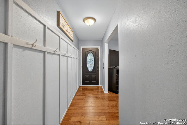 Image 3 of 21 For 4247 Bayliss