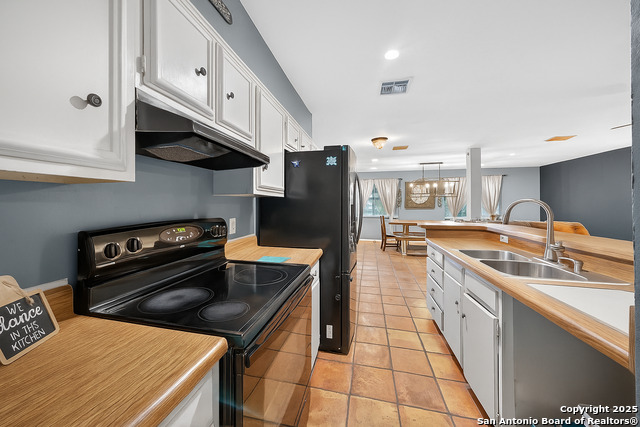 Image 7 of 21 For 4247 Bayliss