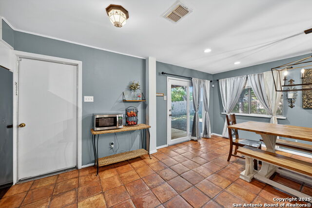 Image 9 of 21 For 4247 Bayliss