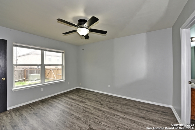 Image 8 of 13 For 8155 Heights Valley