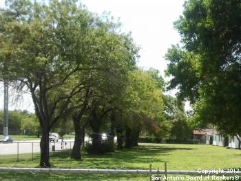 Image 6 of 12 For 144 Villaret Blvd W 156