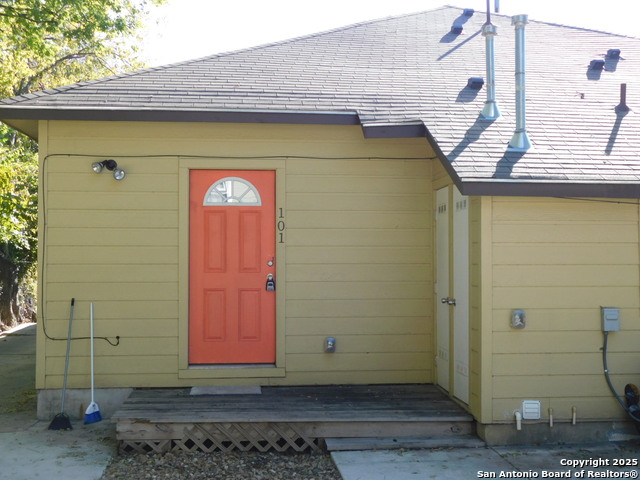 Image 18 of 20 For 503 Mitchell E 101