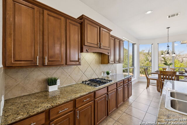 Image 19 of 50 For 13826 Palatine Hill