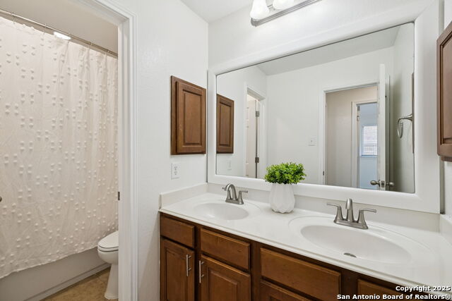 Image 38 of 50 For 13826 Palatine Hill