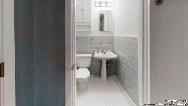 Image 17 of 37 For 146 Teakwood