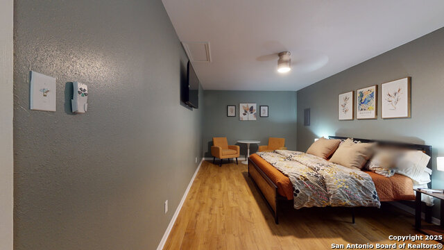 Image 20 of 37 For 146 Teakwood