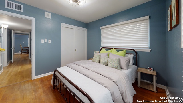 Image 26 of 37 For 146 Teakwood