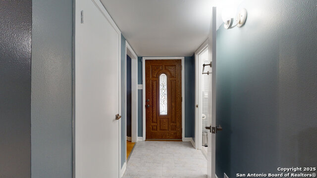 Image 3 of 37 For 146 Teakwood