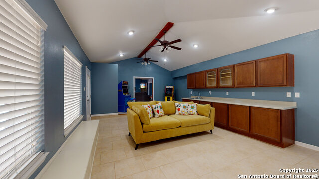 Image 5 of 37 For 146 Teakwood