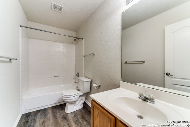 Image 10 of 24 For 133 Hampton