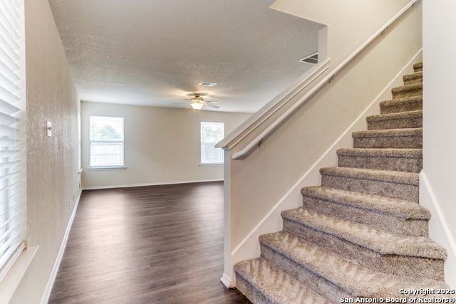 Image 13 of 24 For 133 Hampton