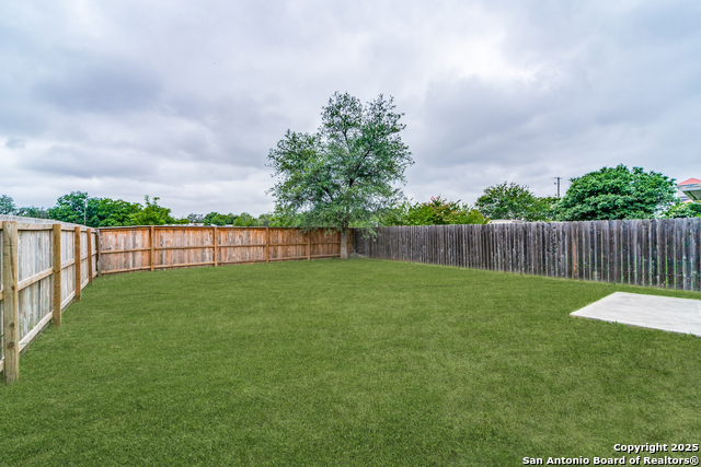 Image 21 of 24 For 133 Hampton