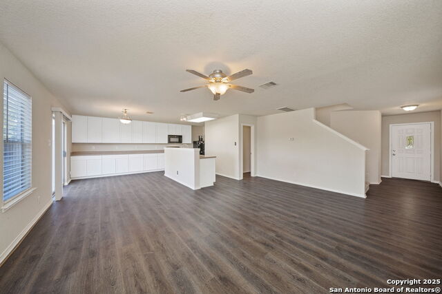 Image 3 of 24 For 133 Hampton