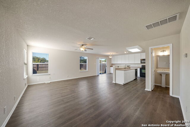 Image 4 of 24 For 133 Hampton