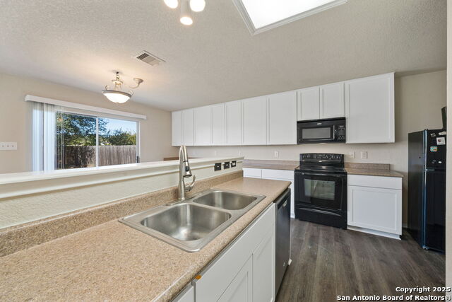 Image 8 of 24 For 133 Hampton