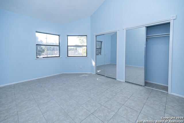 Image 12 of 26 For 8419 Echo Creek