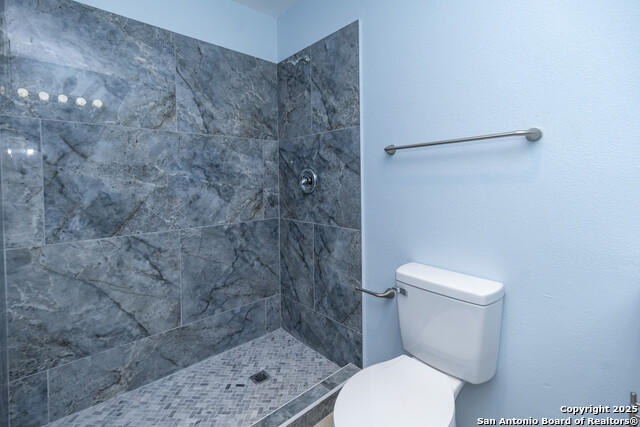 Image 14 of 26 For 8419 Echo Creek