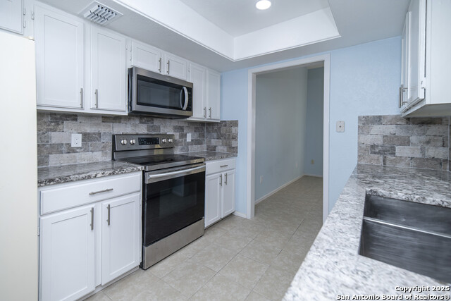 Image 9 of 26 For 8419 Echo Creek