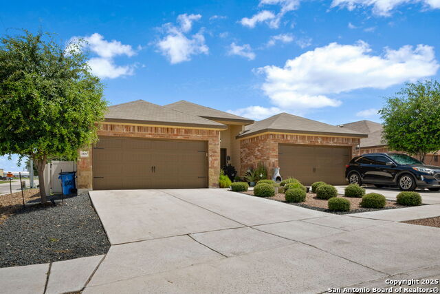 Image 14 of 27 For 1100-1102 Stanley