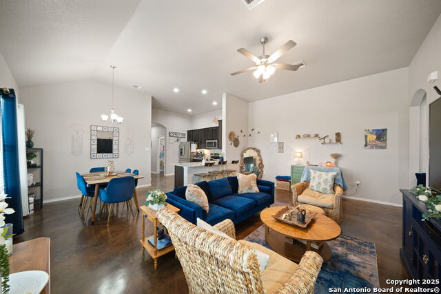 Image 21 of 27 For 1100-1102 Stanley