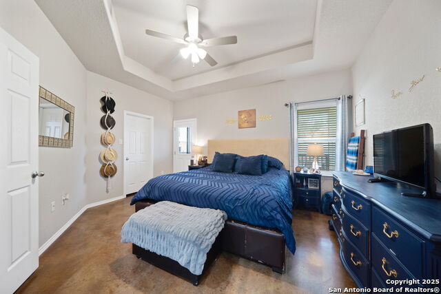 Image 3 of 27 For 1100-1102 Stanley