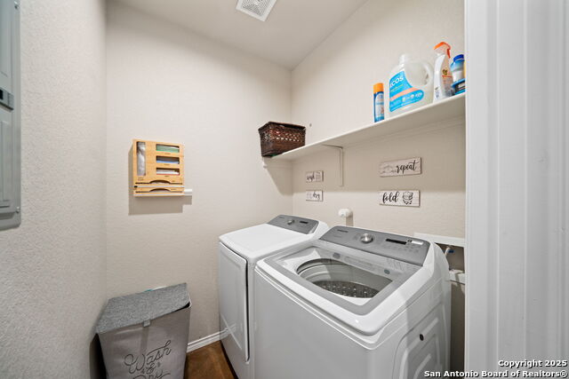 Image 7 of 27 For 1100-1102 Stanley