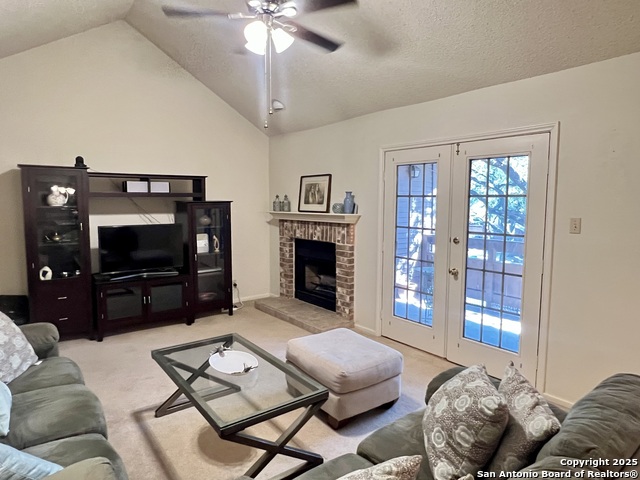 Image 3 of 15 For 10955 Wurzbach 403