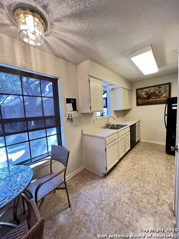 Image 7 of 15 For 10955 Wurzbach 403