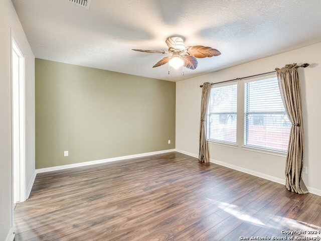 Image 13 of 26 For 143 Dusty Corral