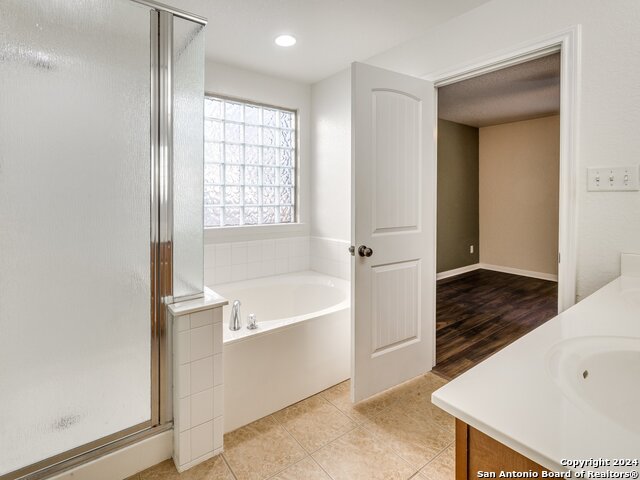 Image 16 of 26 For 143 Dusty Corral